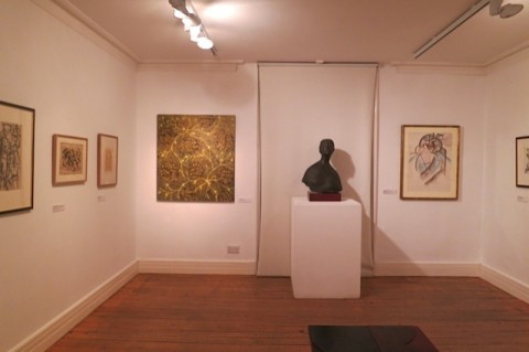 Sinapsi in oro (2007) di Alberto Di Fabio  ed opere di Giacomo Balla, Umberto Boccioni, Emilio Greco, Gino Severini